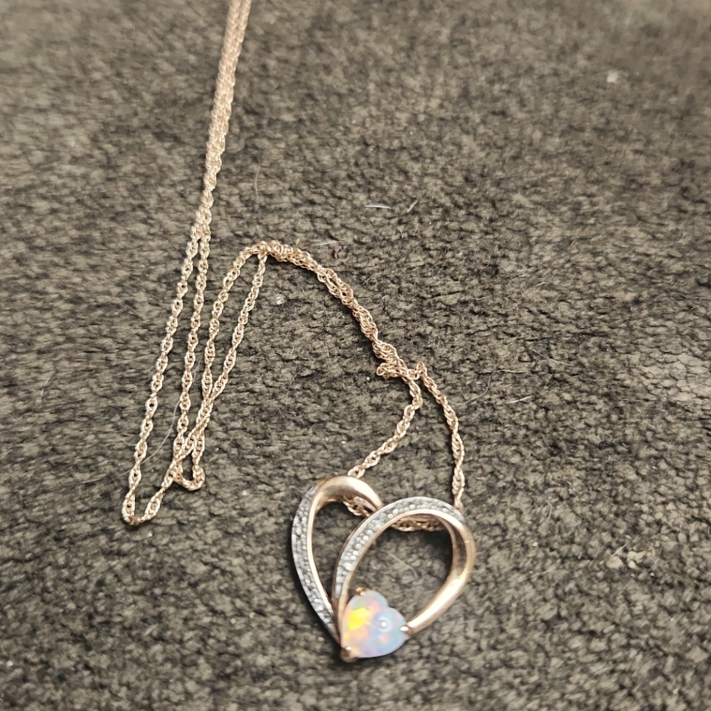Rose gold 14k gp opal necklace